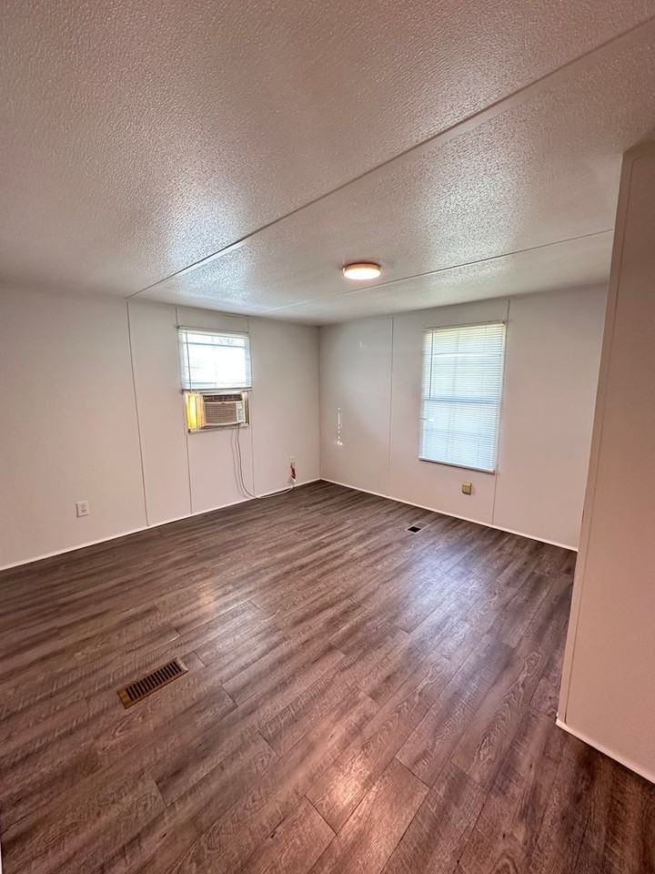 118 Matthias Briggs Dr - Photo 5 of 13