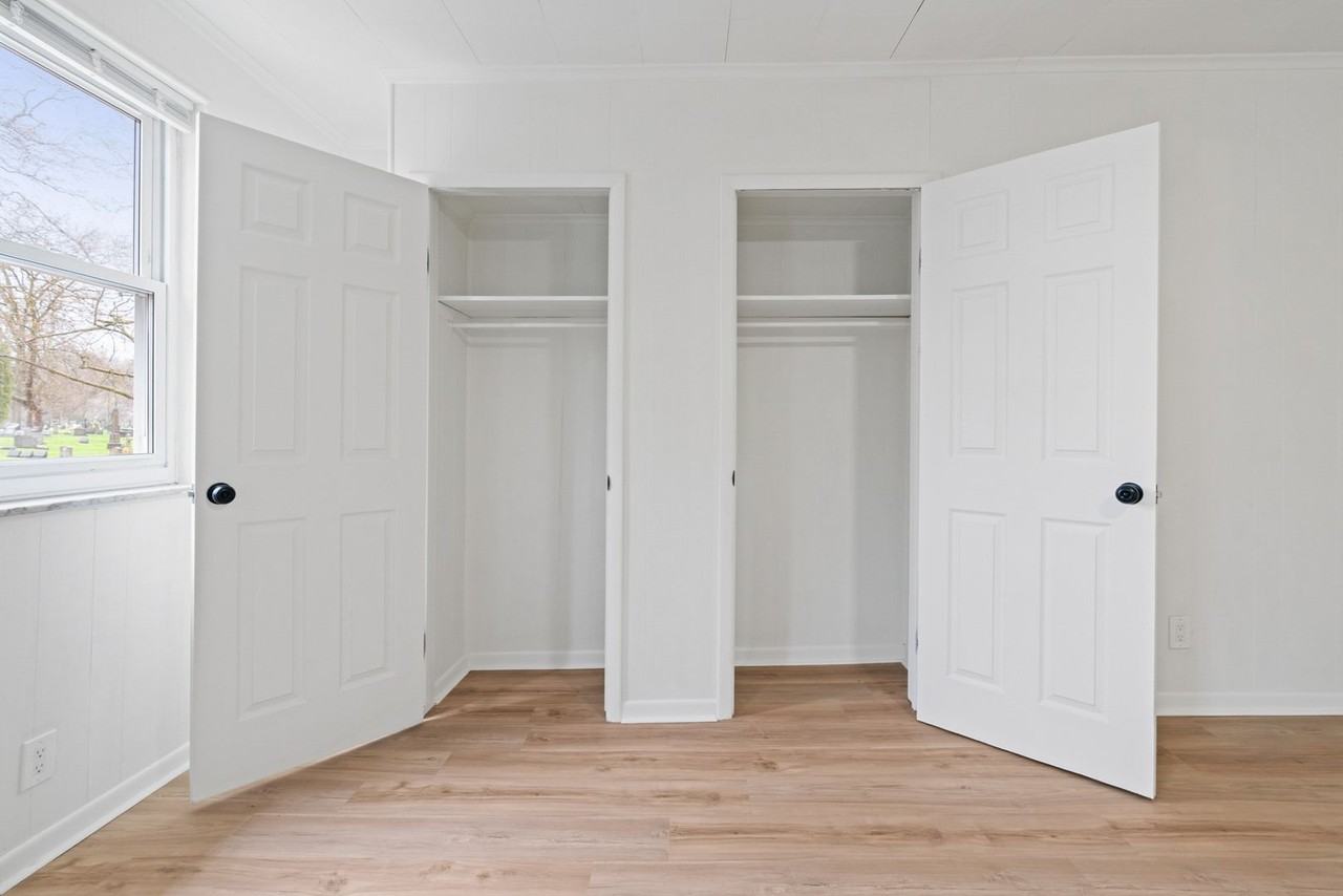 4540 Penn Ave - Photo 3 of 27