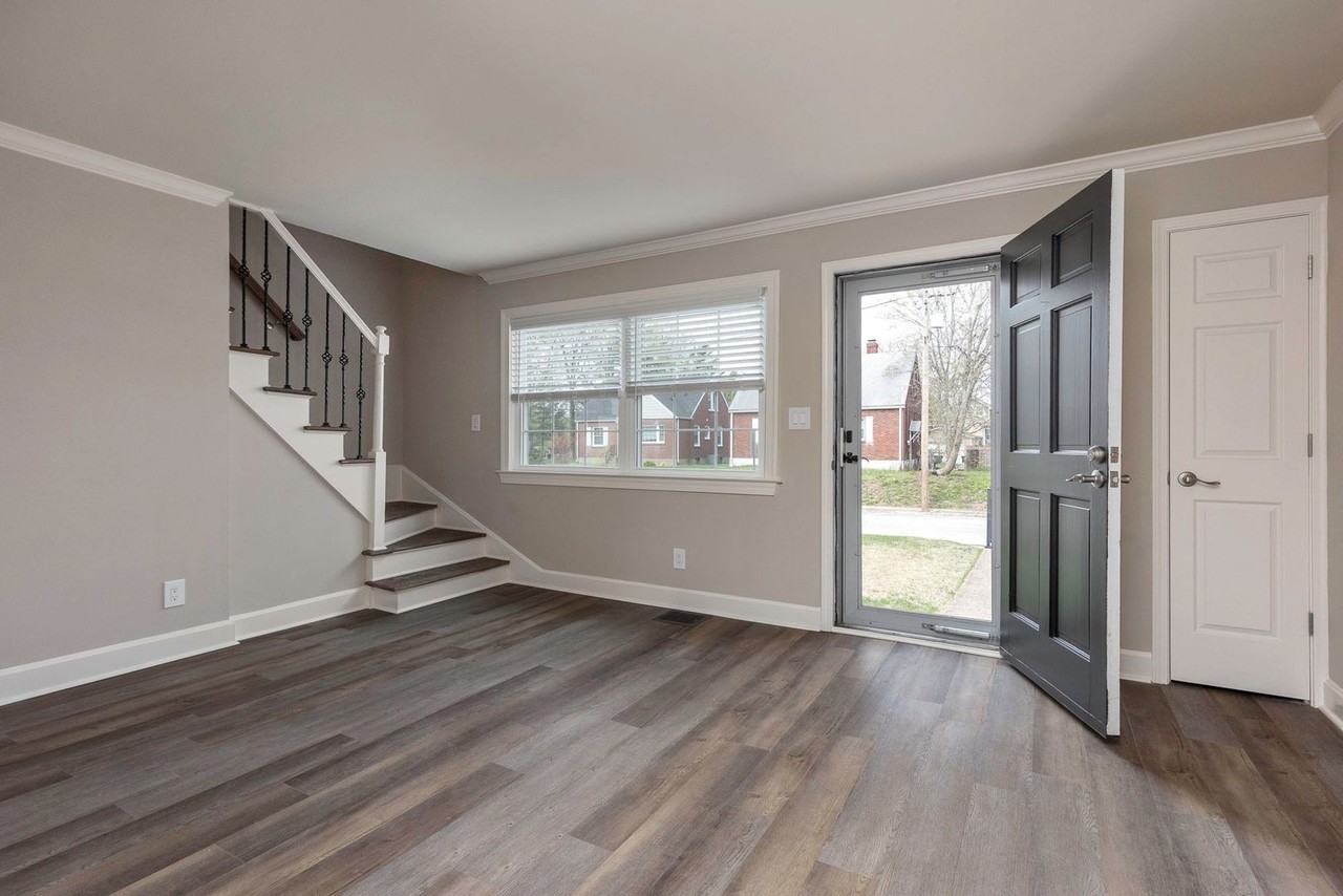 1608 Shady Ln - Photo 2 of 40