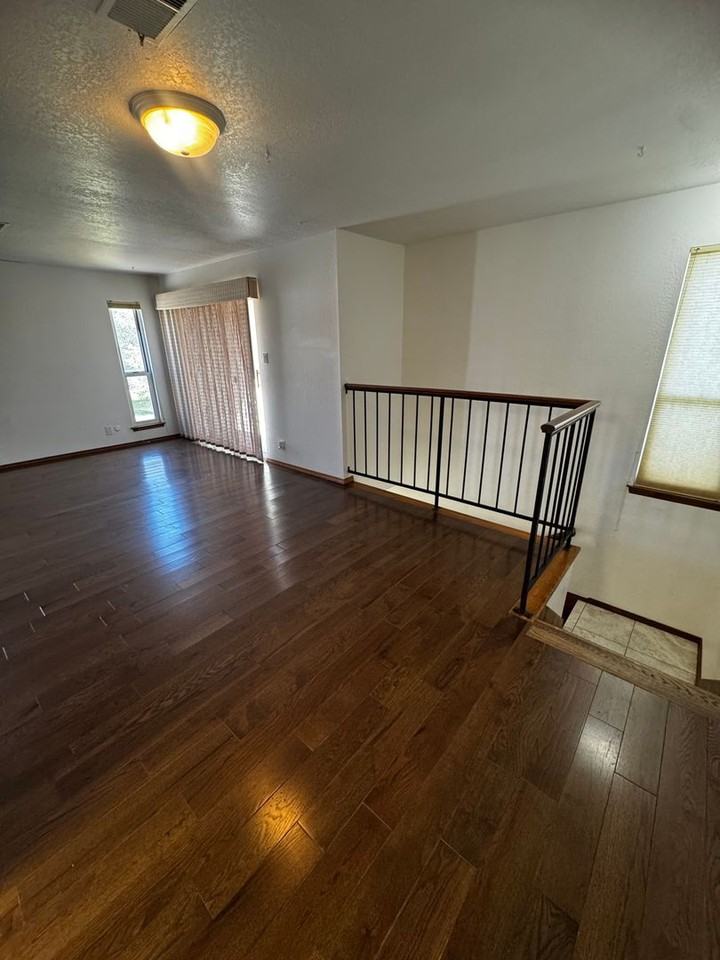 7450 Prairie Rd Ne - Photo 3 of 19