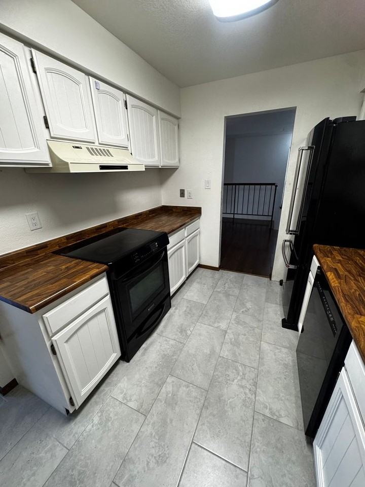 7450 Prairie Rd Ne - Photo 5 of 19