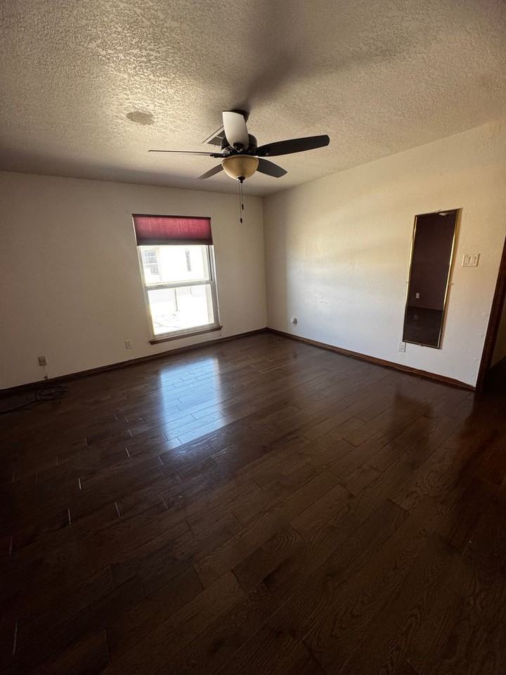 7450 Prairie Rd Ne - Photo 7 of 19