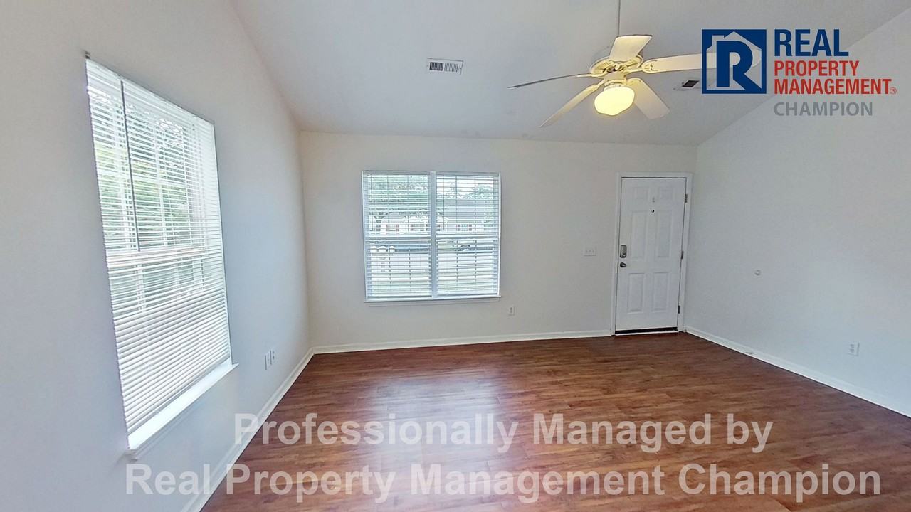 4252 Sunglow Dr - Photo 4 of 22