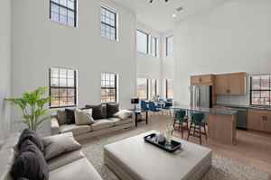 featured image of Buchanan St