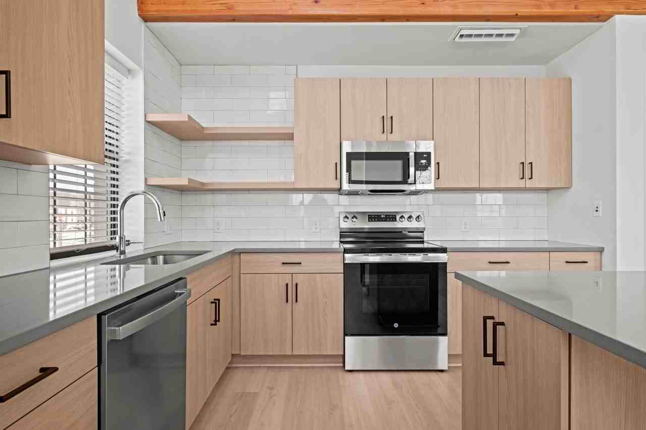 BLUME NKC - Photo 4 of 15