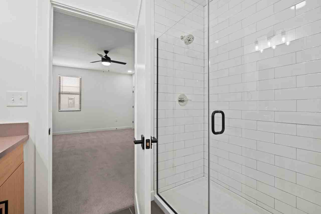 BLUME NKC - Photo 7 of 15