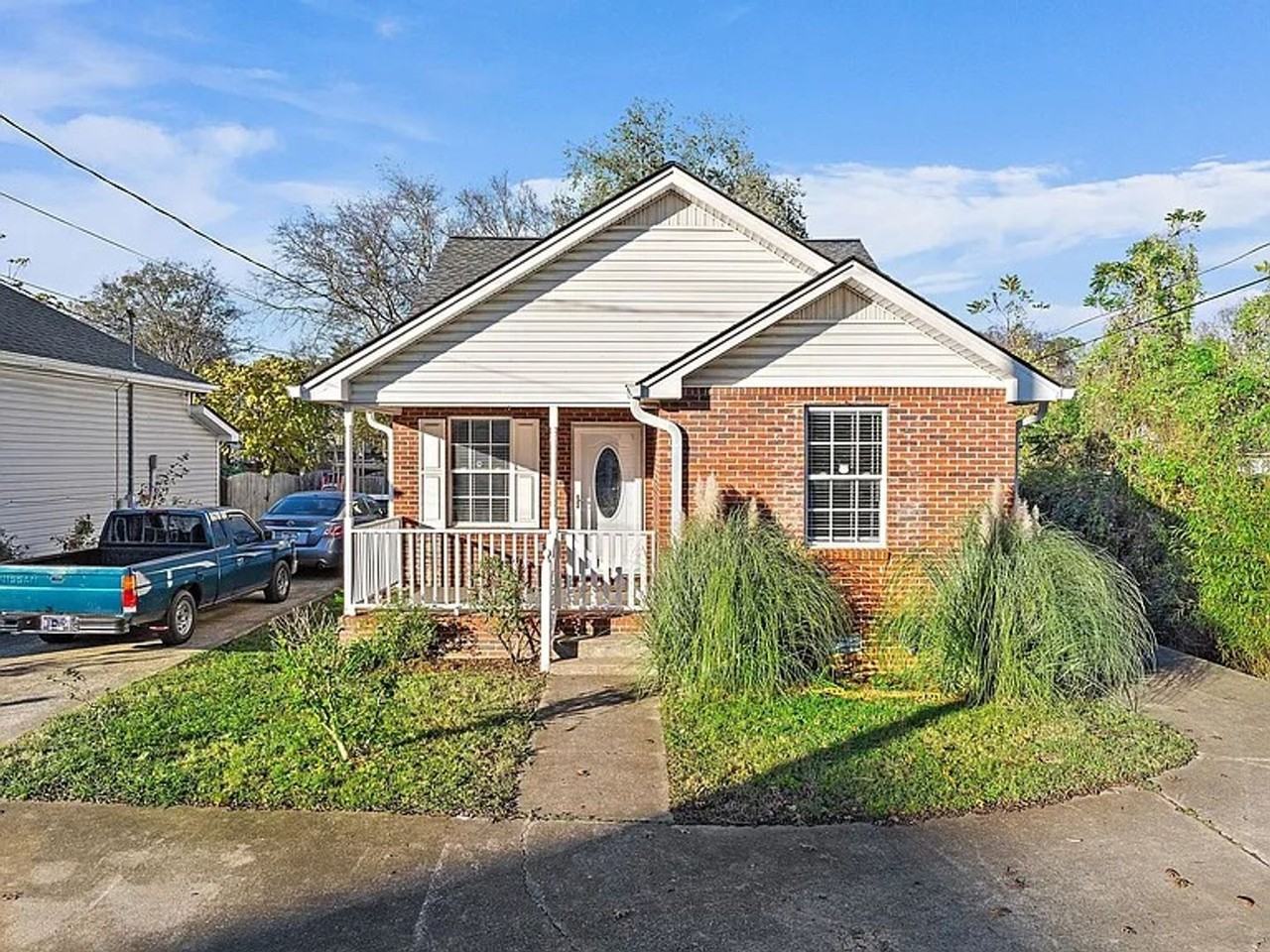 809 N Dupont Ave - Photo 2 of 22