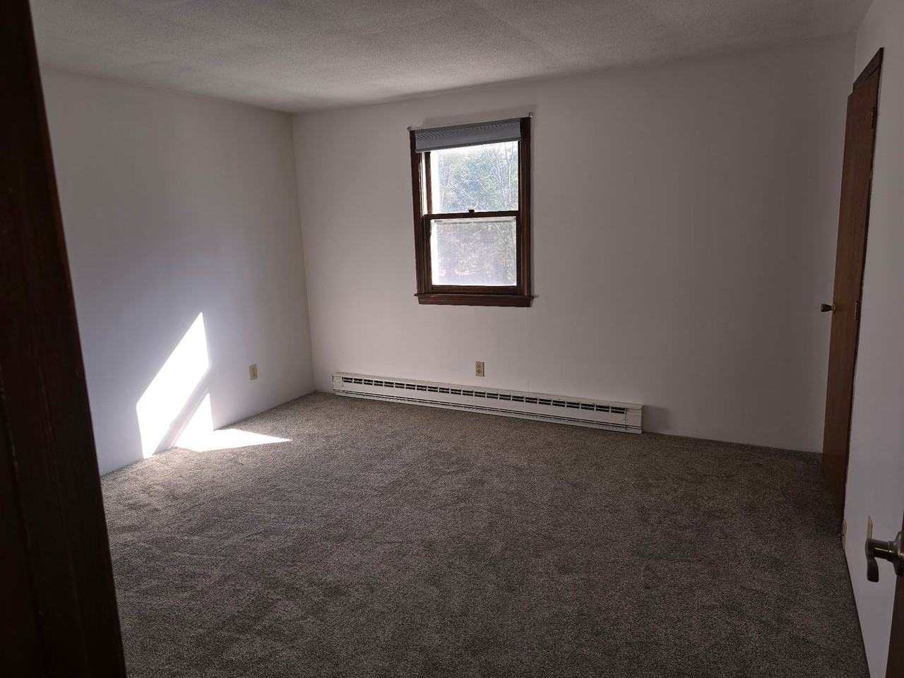 62 Converseville Rd - Photo 3 of 5