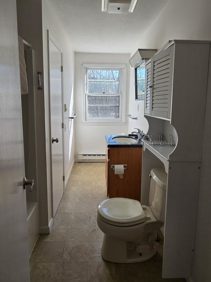 62 Converseville Rd - Photo 4 of 5