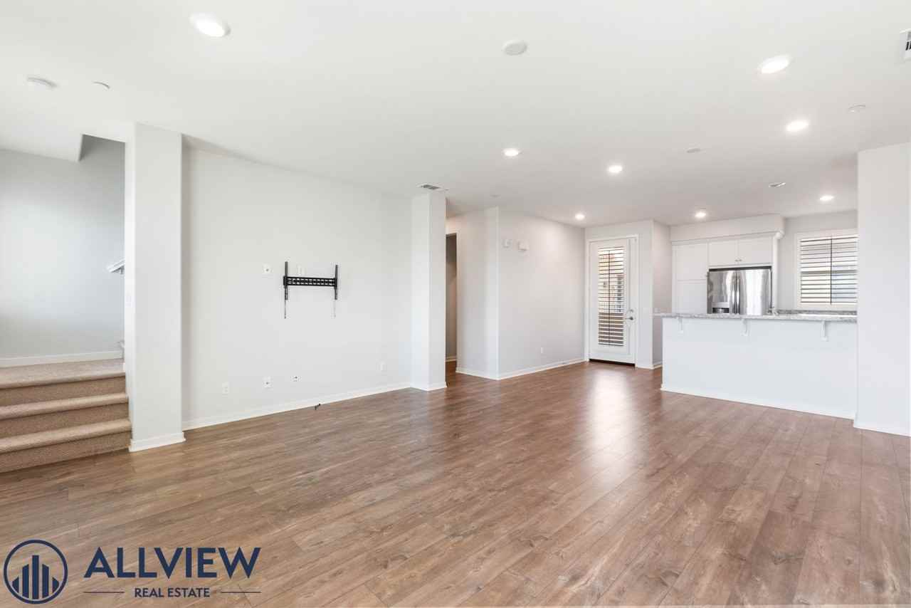 1531 E Lincoln Ave - Photo 5 of 32