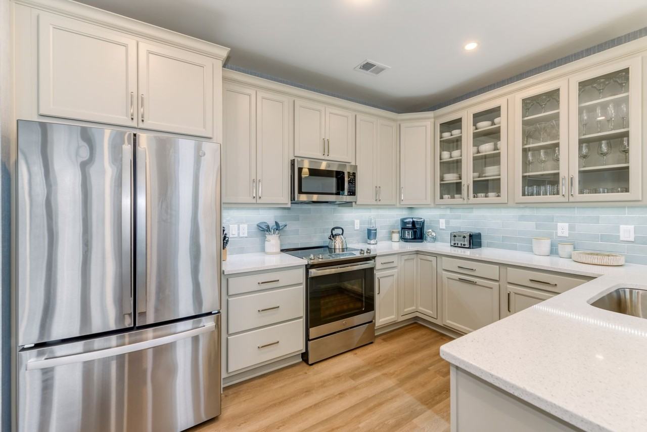 1703 Paget Rd - Photo 5 of 16