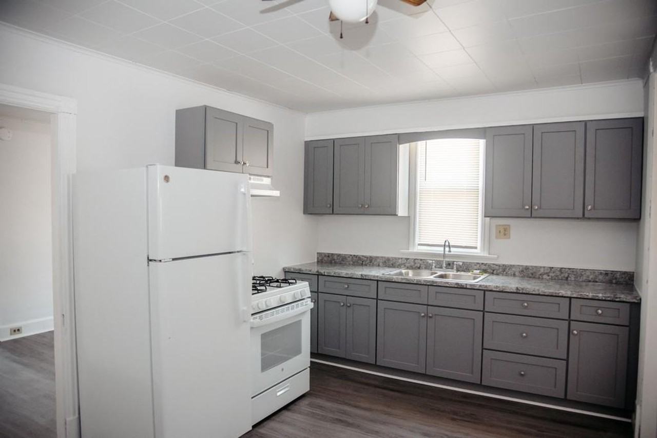 106 W Park St - Photo 7 of 27