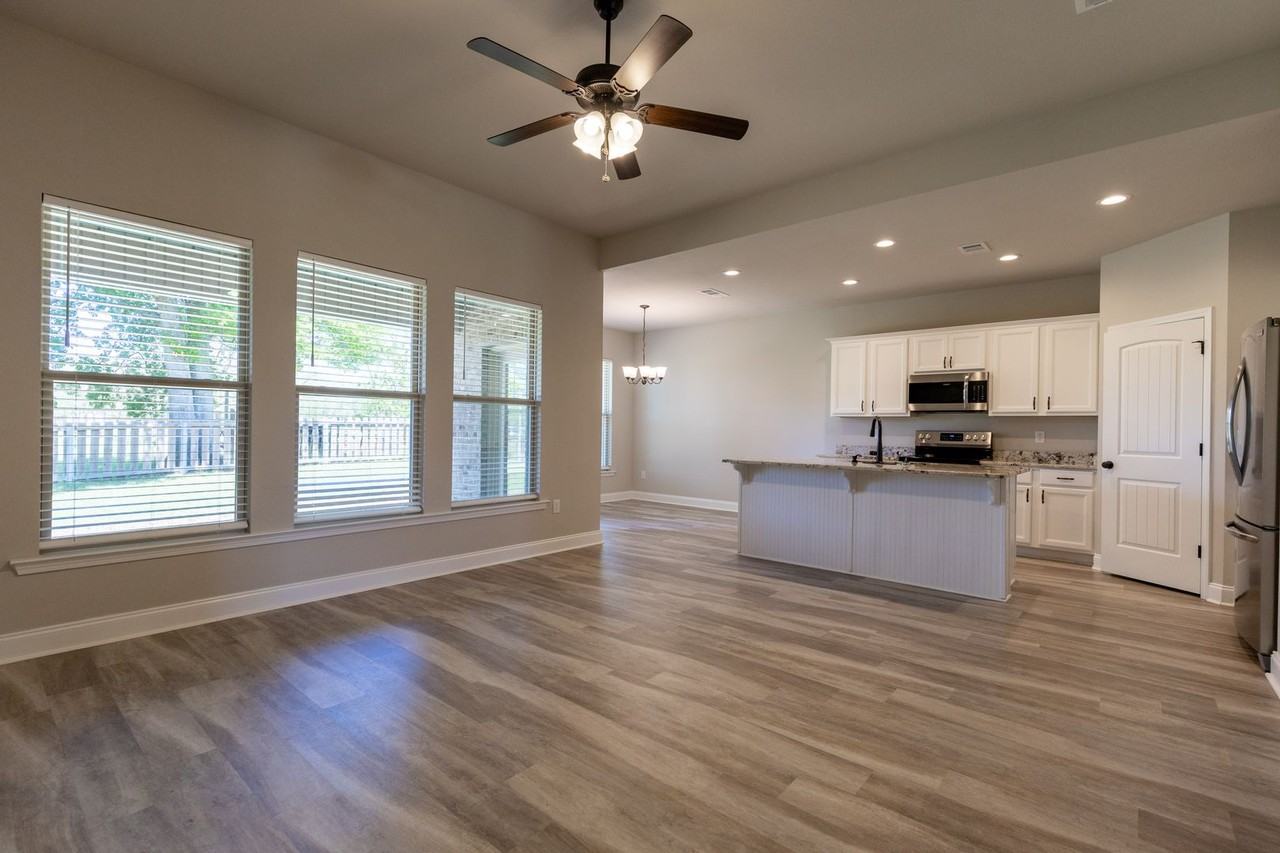 14627 Chenin Blanc Dr - Photo 3 of 17