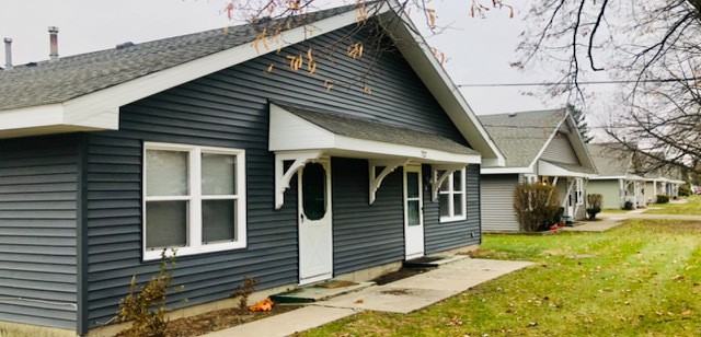 Tecumseh Townhomes - Photo 2 of 9