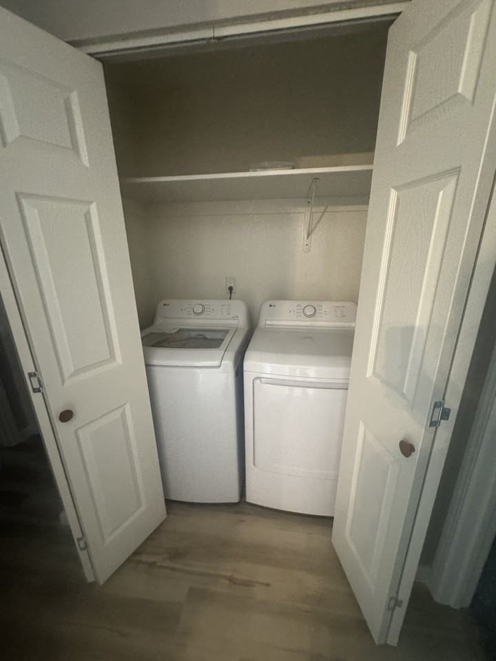 Glen Evans - Photo 5 of 10