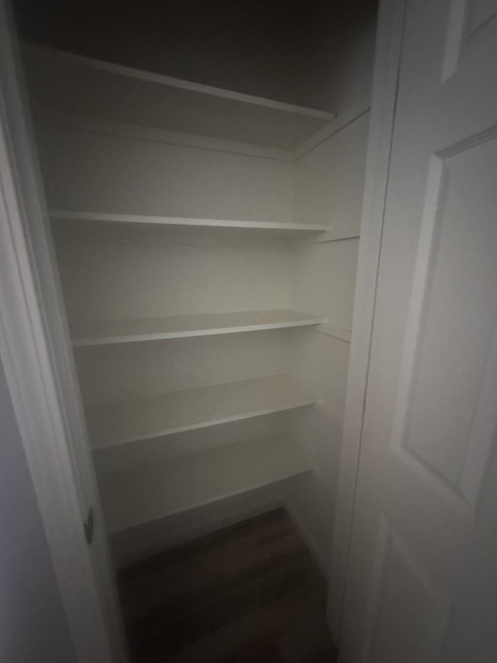 Glen Evans - Photo 6 of 10