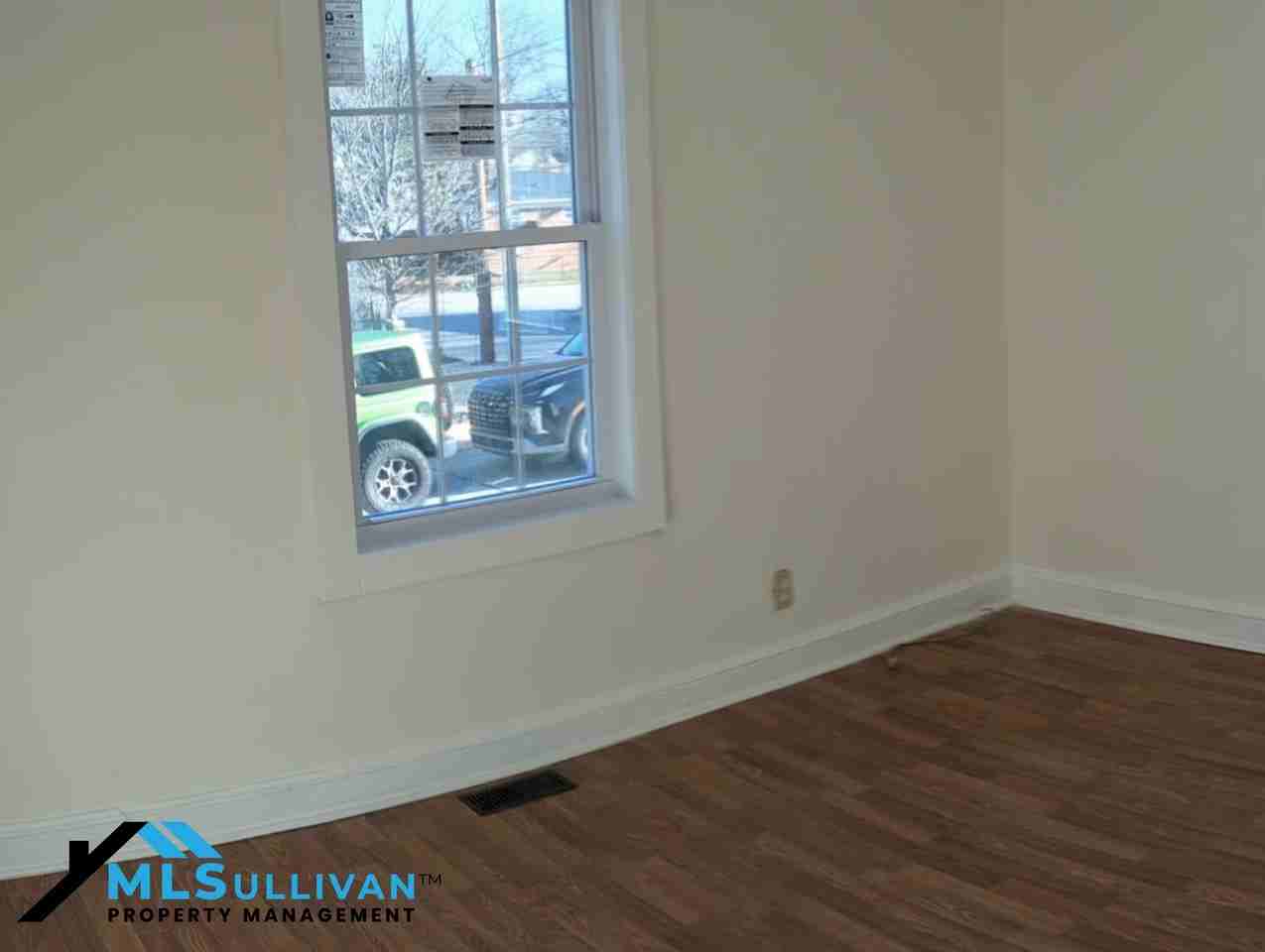 609 N Elizabeth St Durham 27701 - Photo 3 of 14