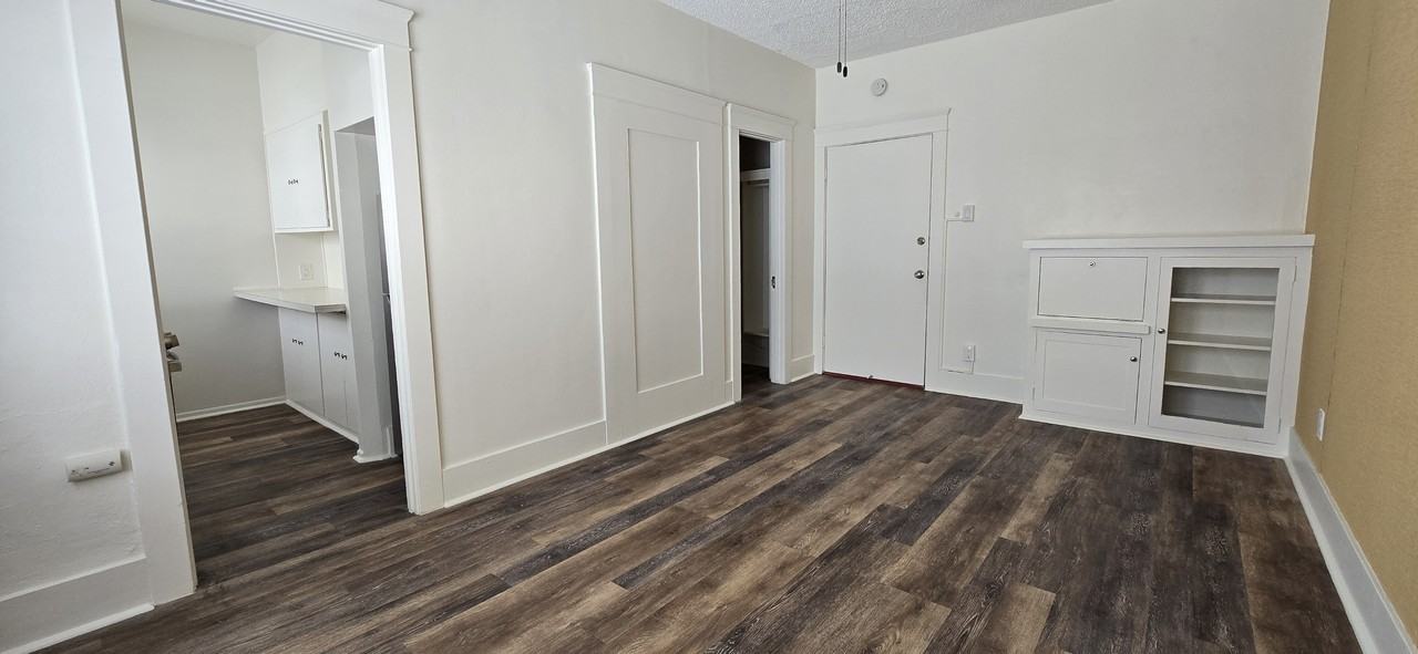 223 Lime Ave. - Photo 2 of 7