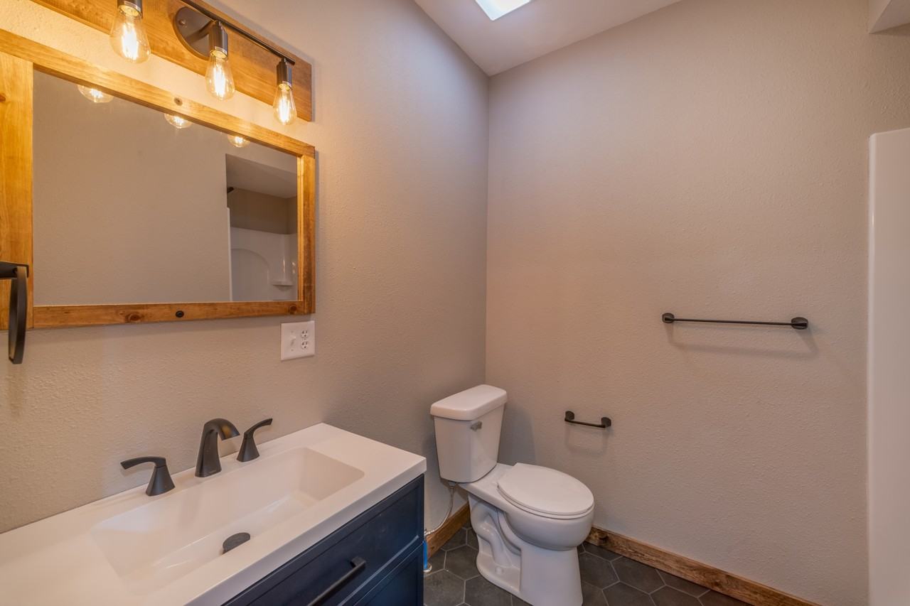 501 Iron St - Photo 7 of 21