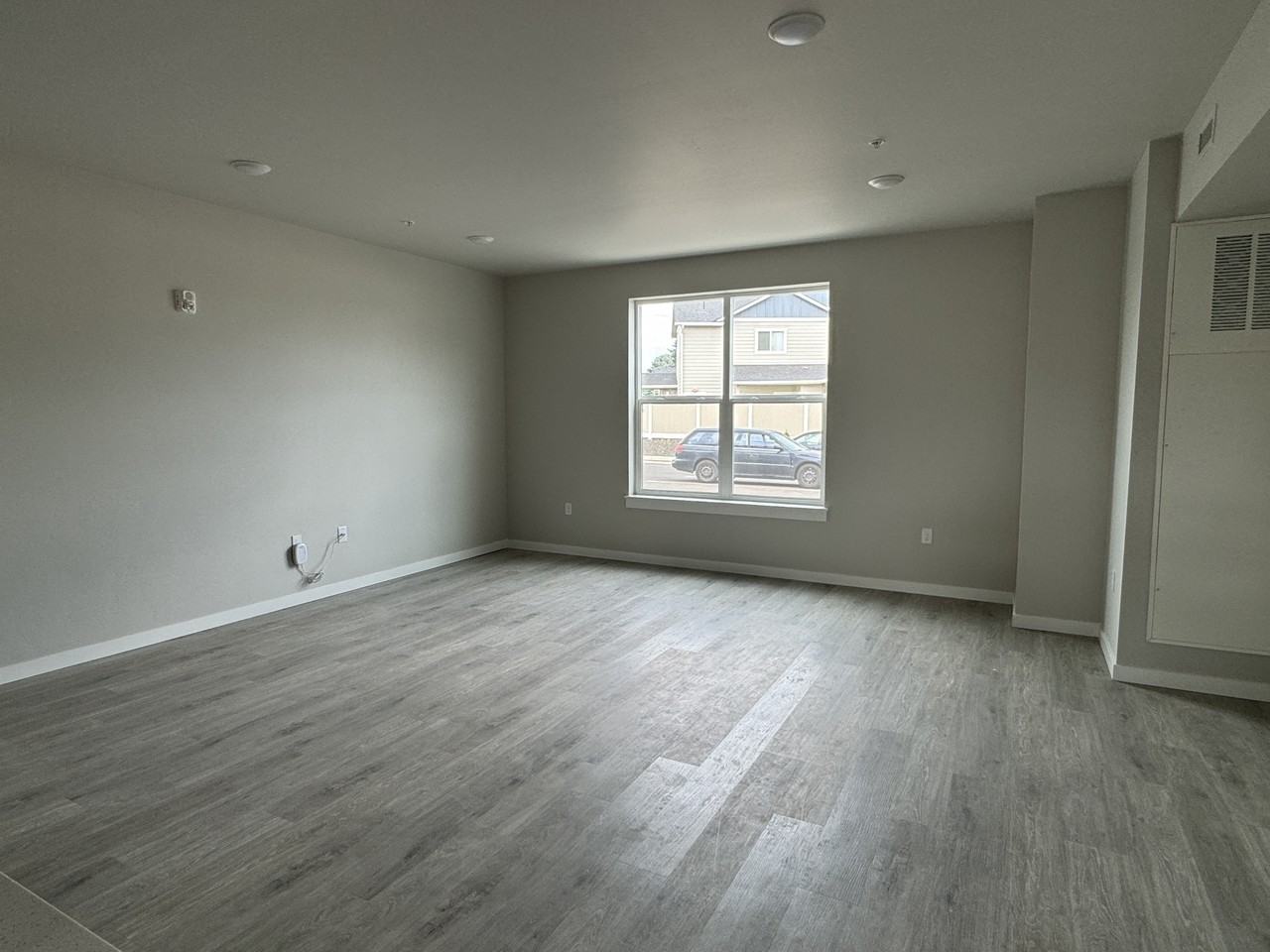 528 North 44th Street - Photo 2 of 40
