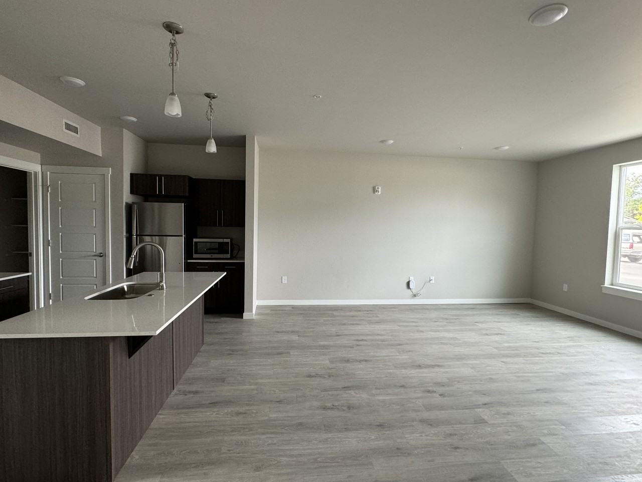 528 North 44th Street - Photo 3 of 40