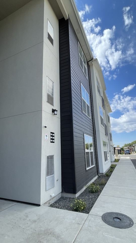 532 North 44th Street - Photo 5 of 20