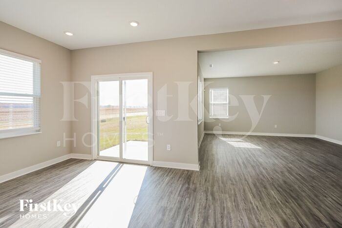 2344 S Carlota Dr - Photo 3 of 15