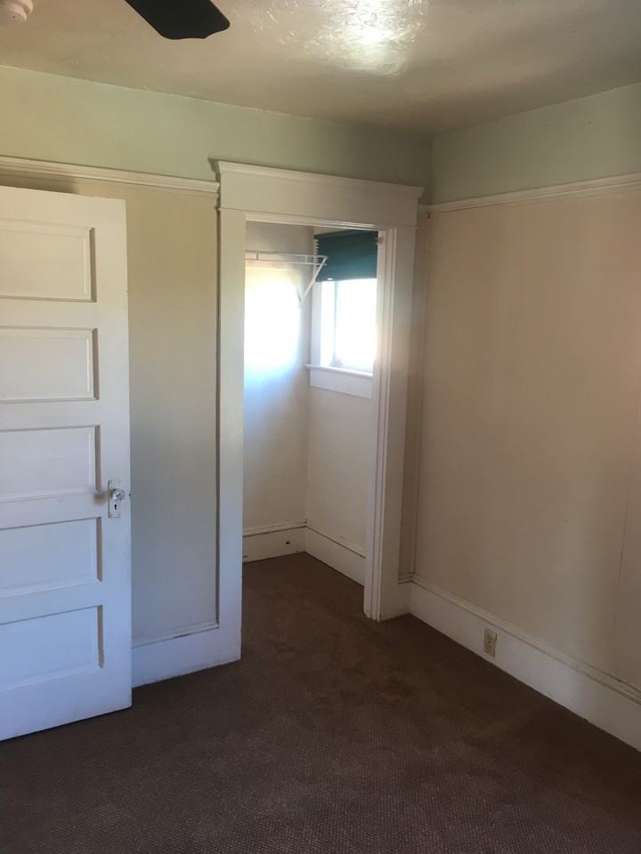 114 N Helme Pl #2 - Photo 6 of 14