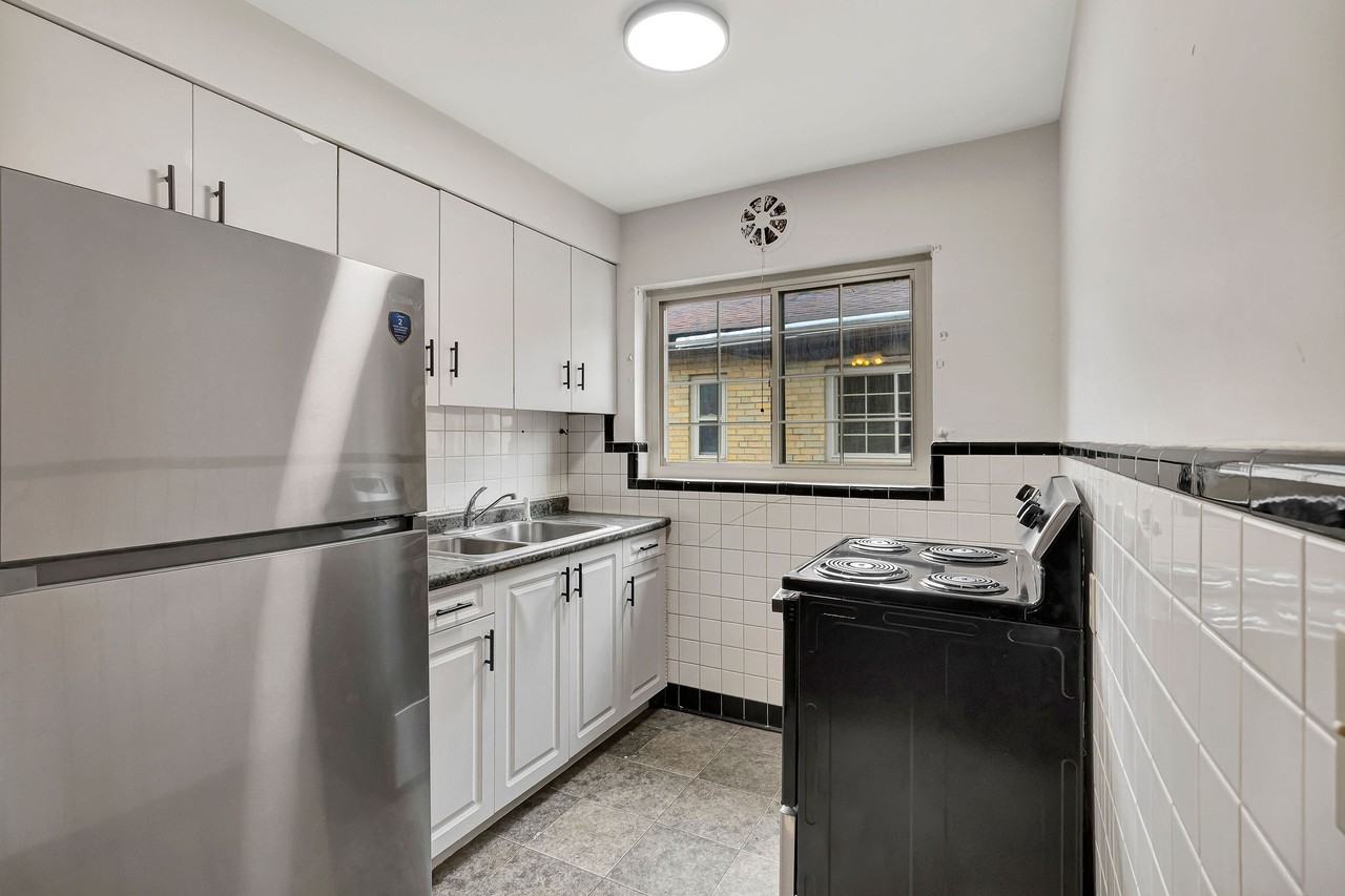 6313 Girard Ave #2 - Photo 7 of 19