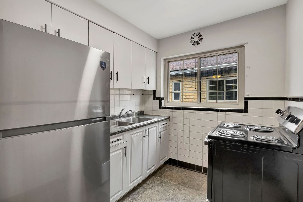 6313 Girard Ave #2 - Photo 4 of 20