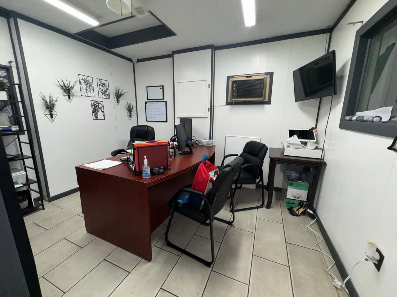 305 Magnolia Ave #NA - Photo 2 of 15