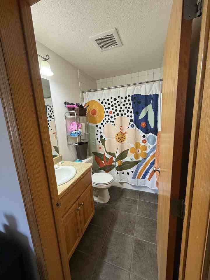 712 Brook Cir W #NA - Photo 2 of 14