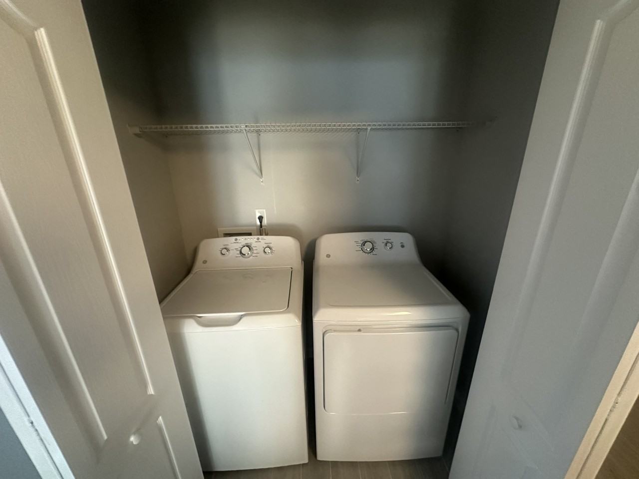 44 Buckley Ct #1 - Photo 4 of 15