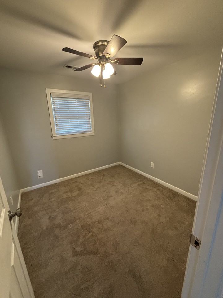 5552 Aurora Dr #NA - Photo 6 of 14