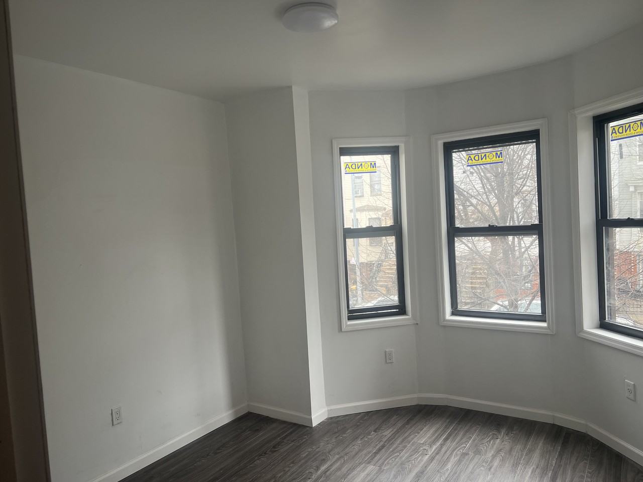 364 52nd St #2 - Photo 3 of 9