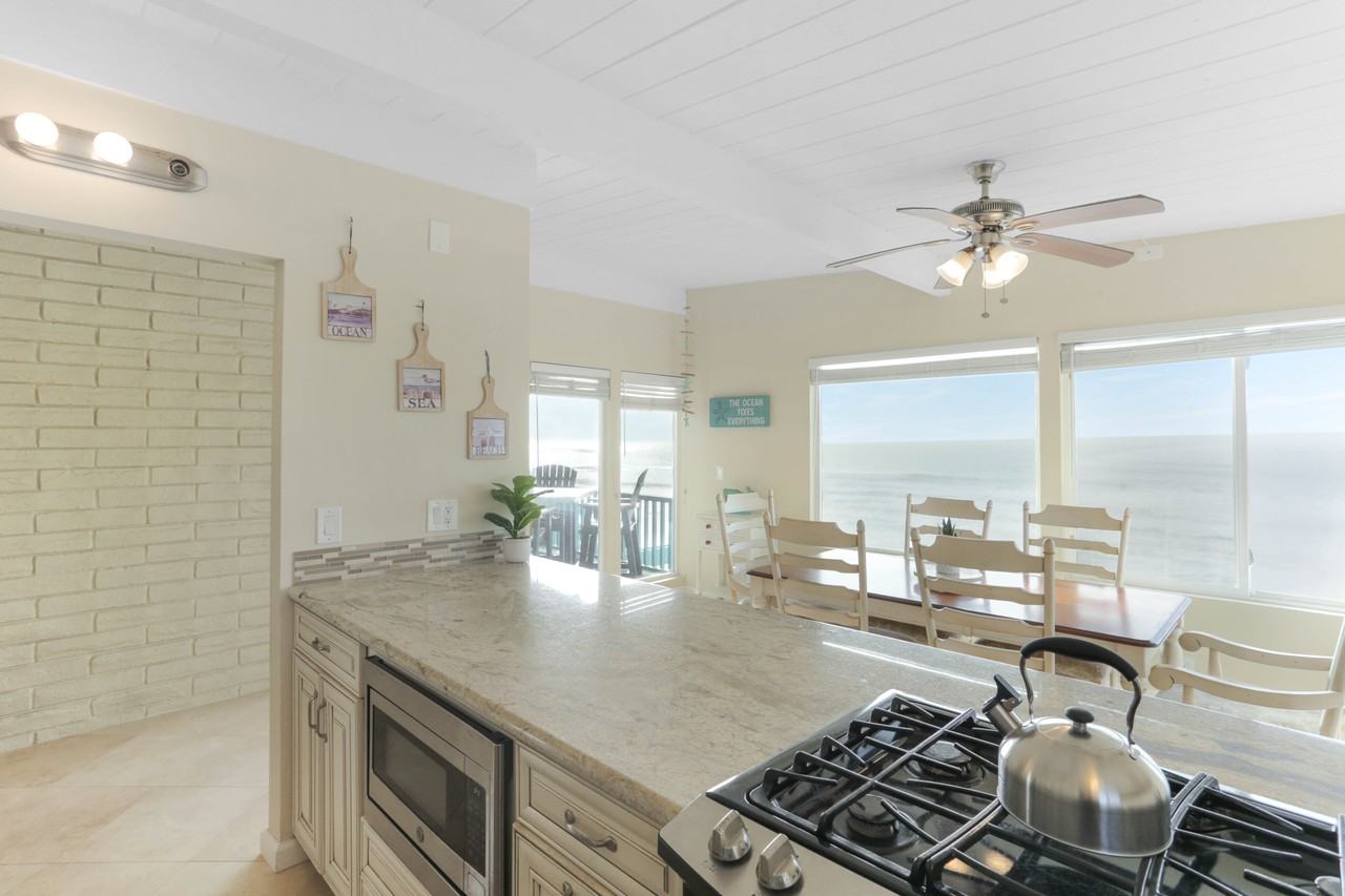 1620 Seacoast Dr #D - Photo 5 of 21