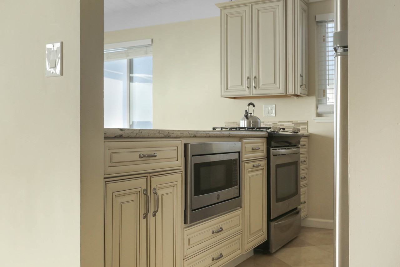 1620 Seacoast Dr #D - Photo 7 of 21