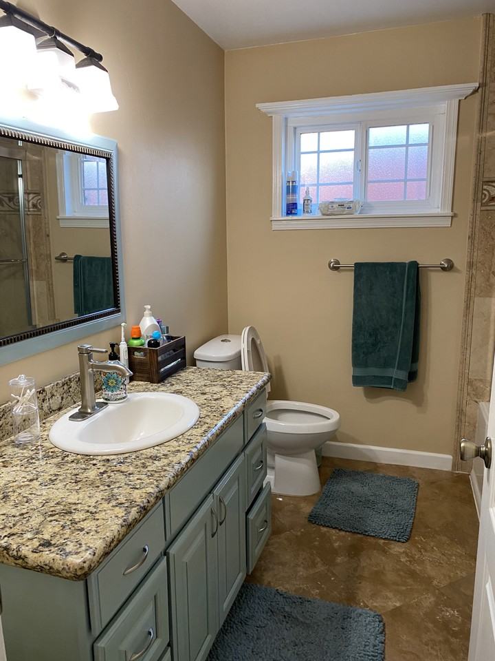 1119 Parkview Ln #NA - Photo 3 of 10