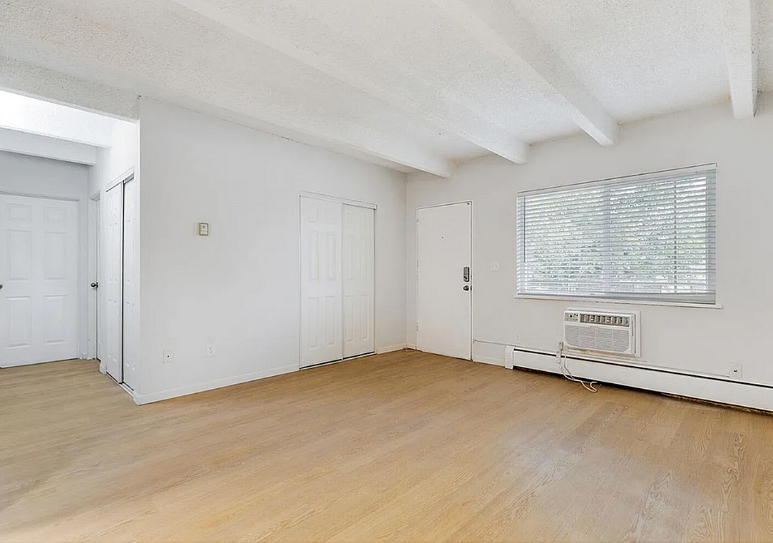 OakView Apartments - Photo 2 of 42