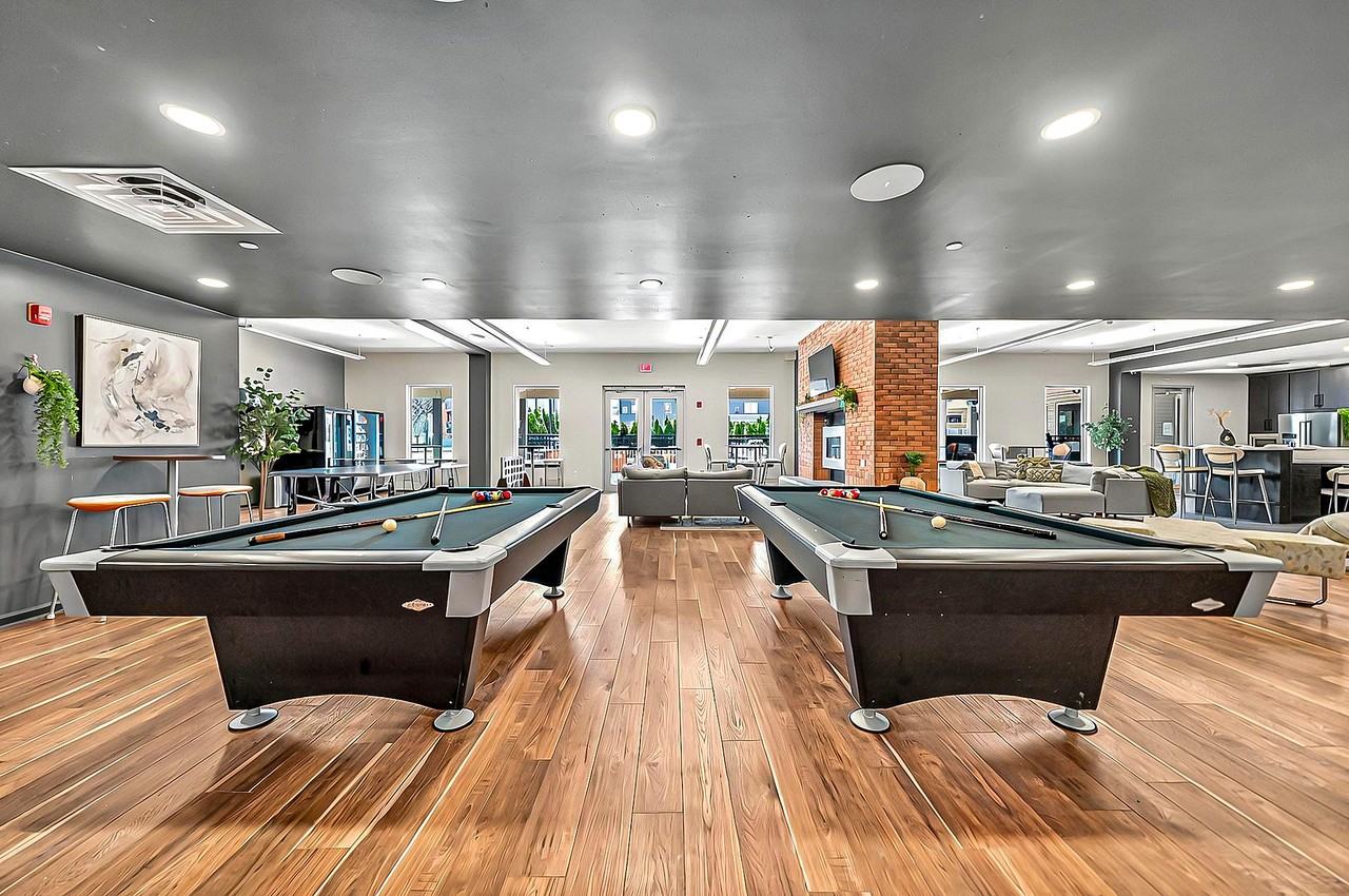 Axis 360 - Photo 7 of 50