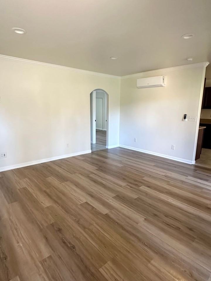 Loma Village Apartments - Photo 6 of 44