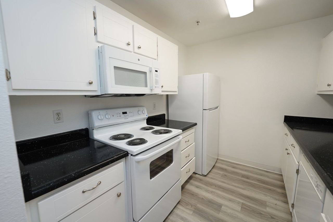 Walnut Grove Senior Apartments - Photo 5 of 27