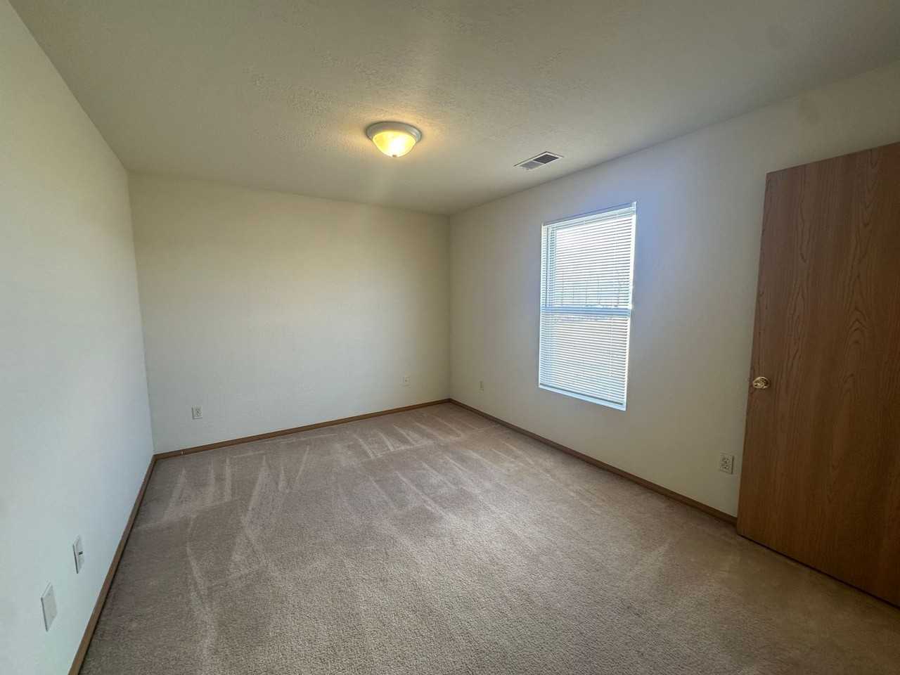 Main & Veterans Crossing - Photo 5 of 17