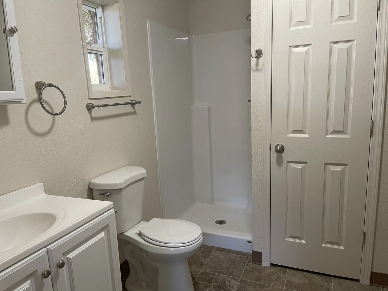 022-Cedar Grove Apartments - Photo 7 of 7