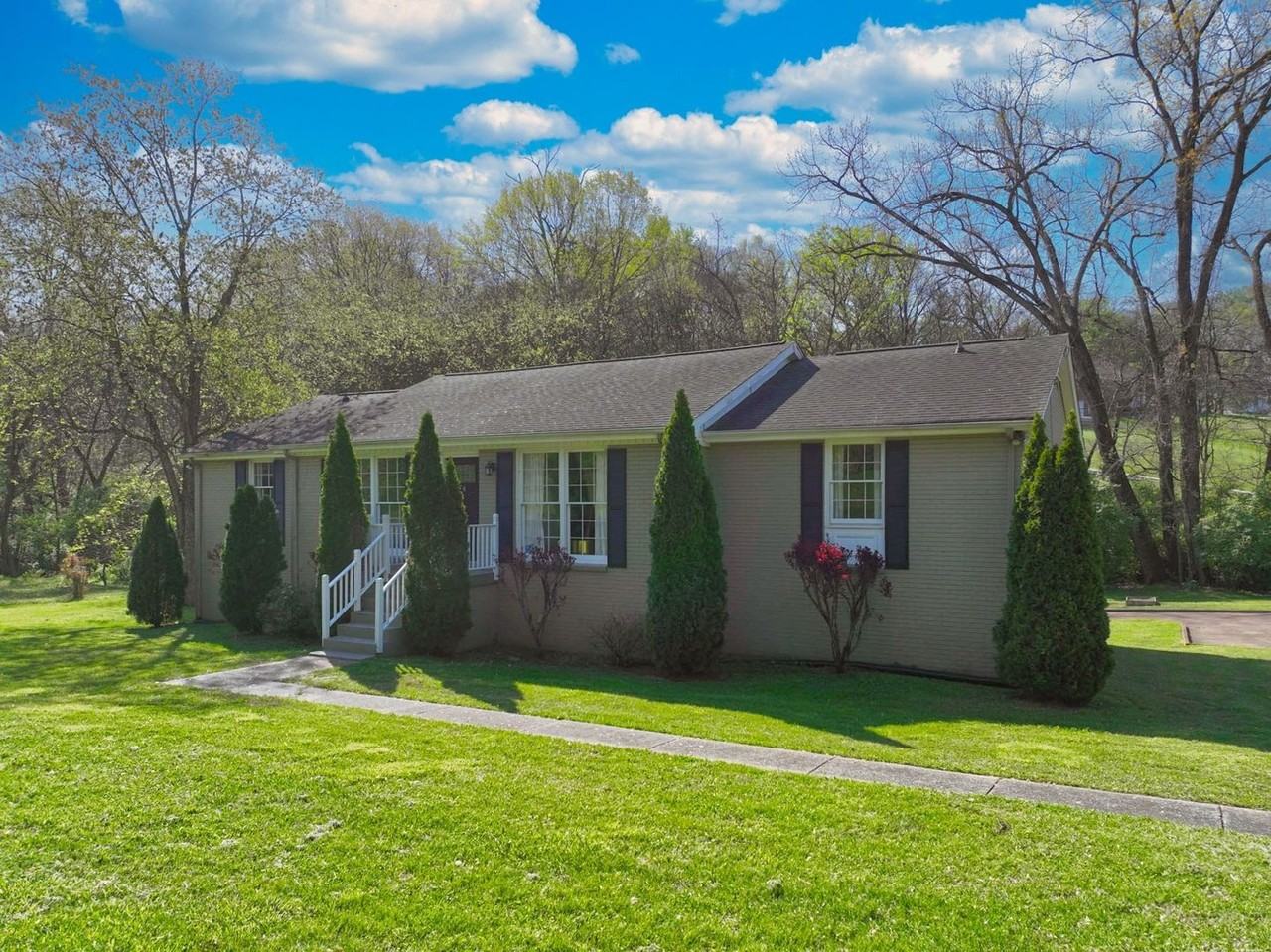 7635 Charlotte Pike #A - Photo 4 of 33