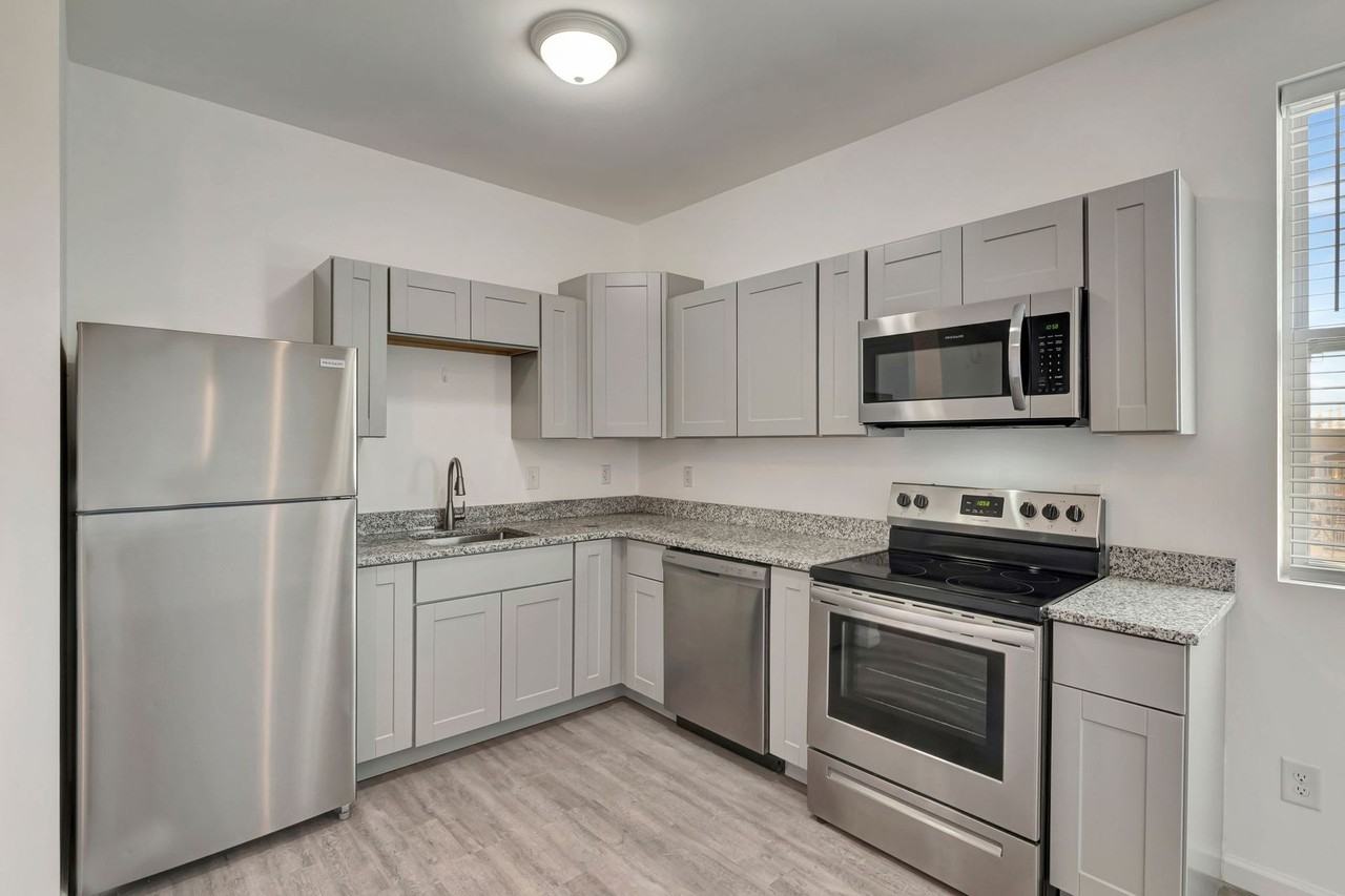 Hickory Lofts - Photo 3 of 50