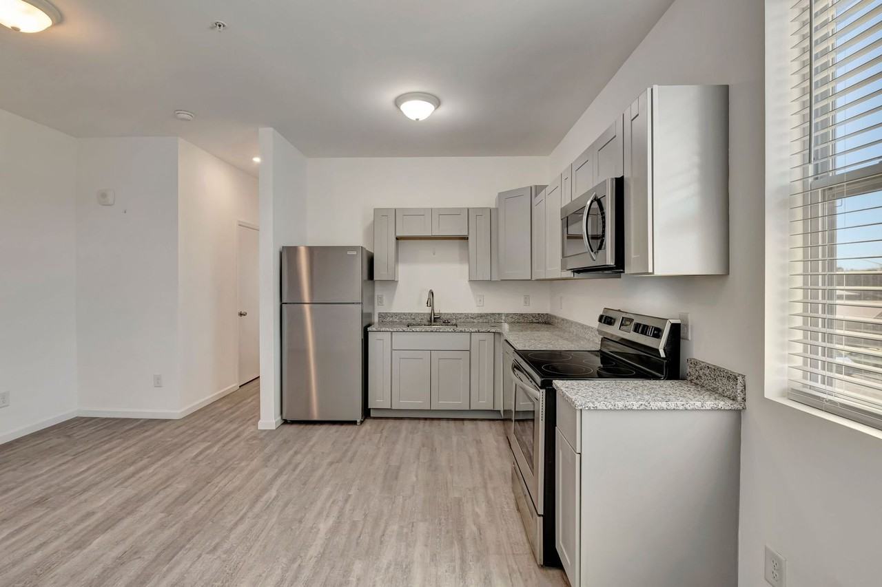 Hickory Lofts - Photo 4 of 50