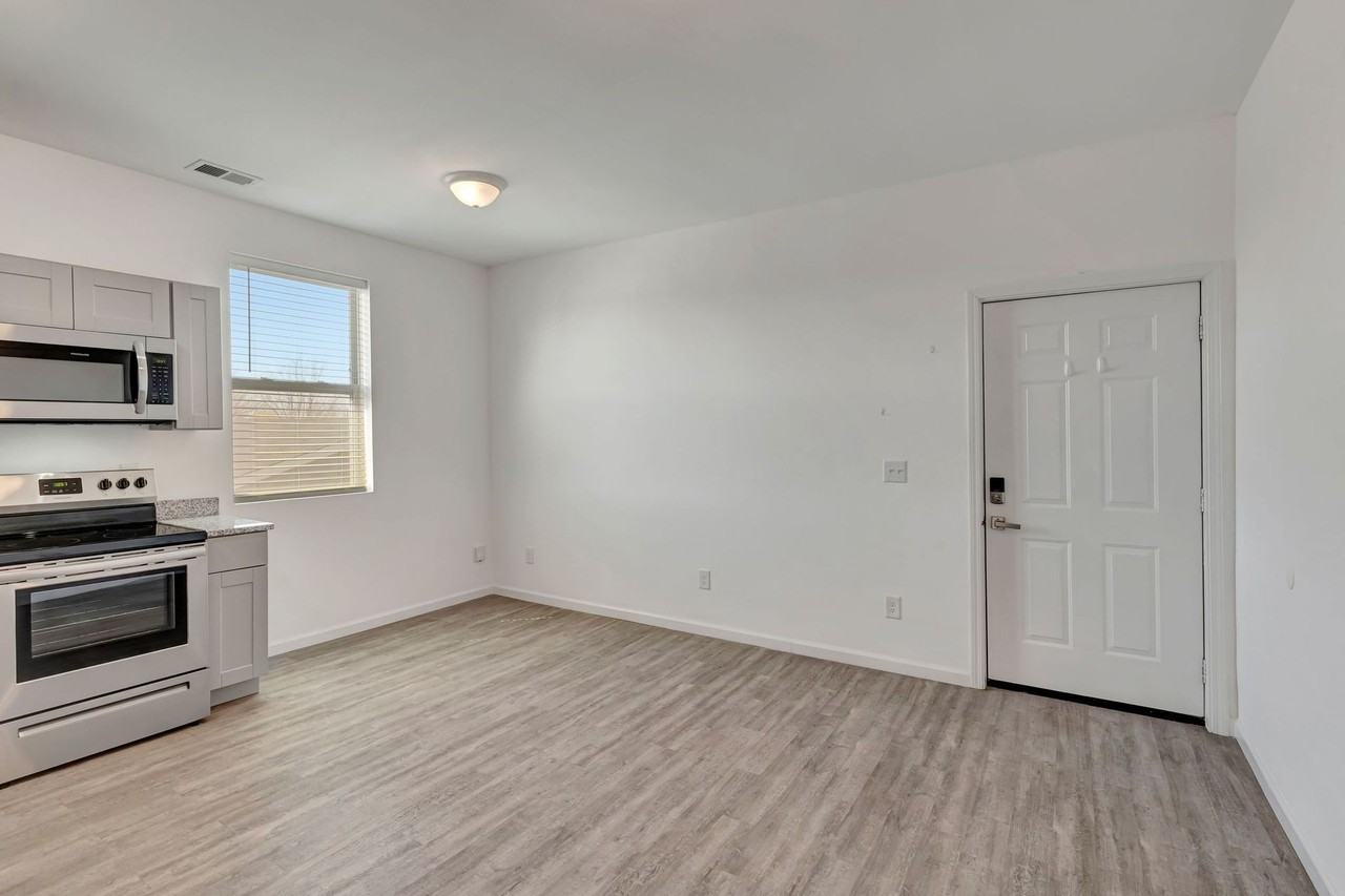 Hickory Lofts - Photo 5 of 50