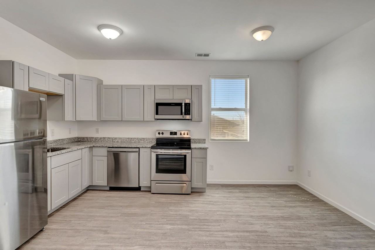 Hickory Lofts - Photo 6 of 50