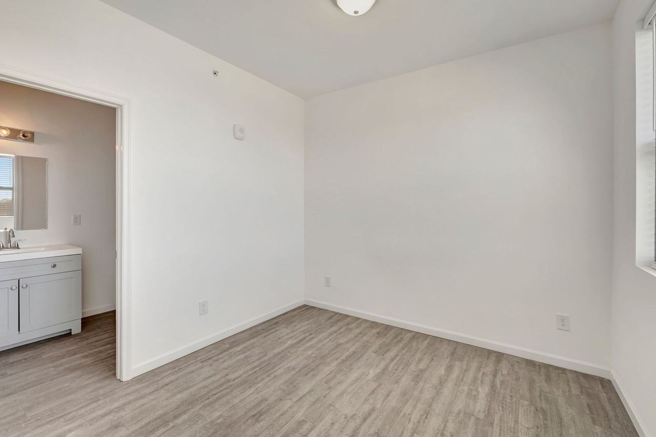 Hickory Lofts - Photo 7 of 50